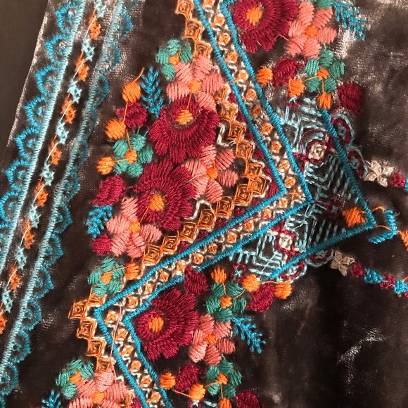 Altar’d State Velvet Kimono, L - Picture 5 of 6